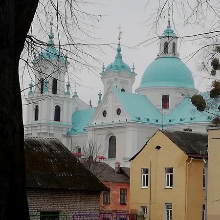 Vydatny Adpachynak Lägenhet Grodno Exteriör bild